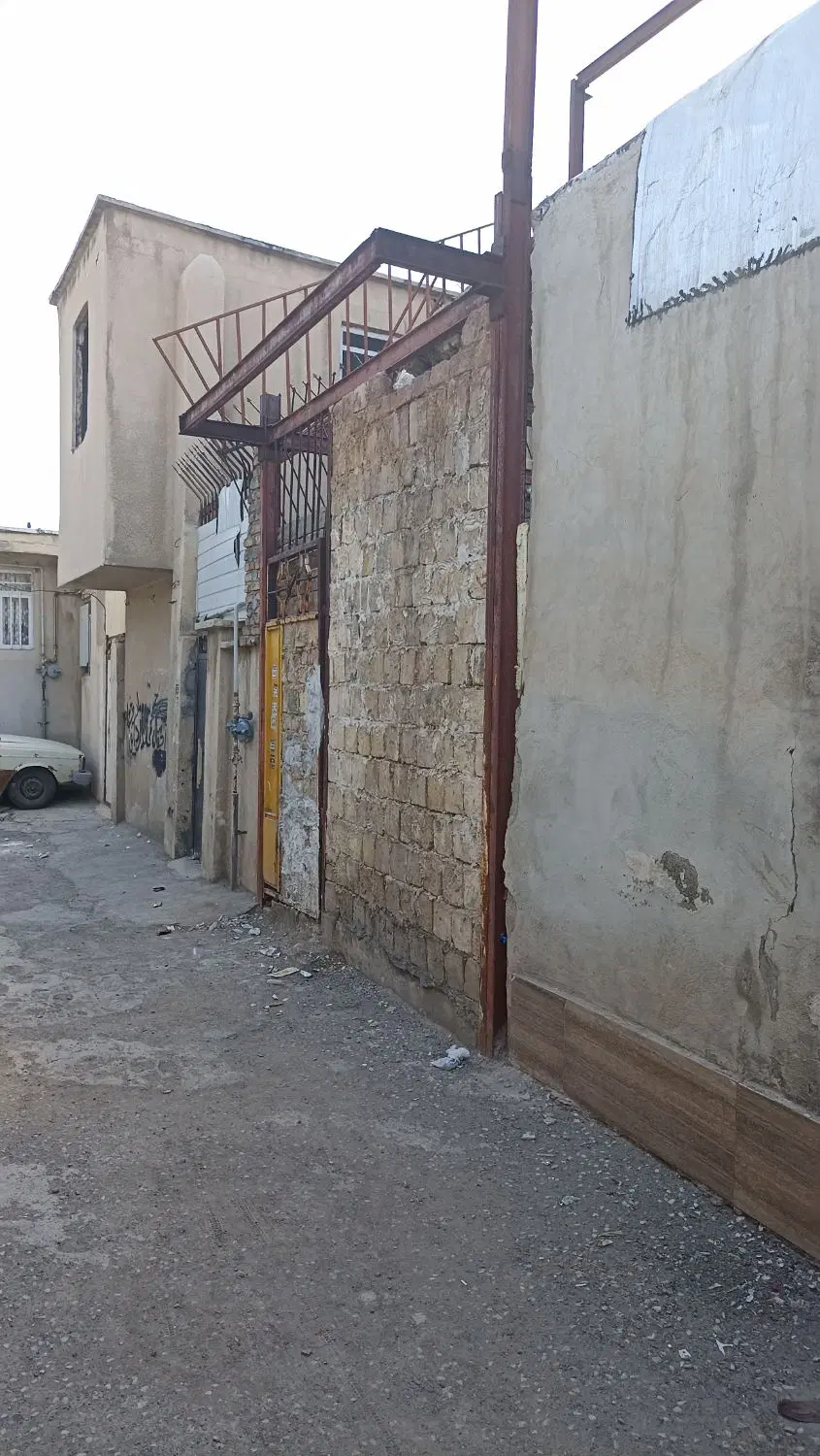ویلایی دوبلکس ۶۳ متر رو به روی شهربازی