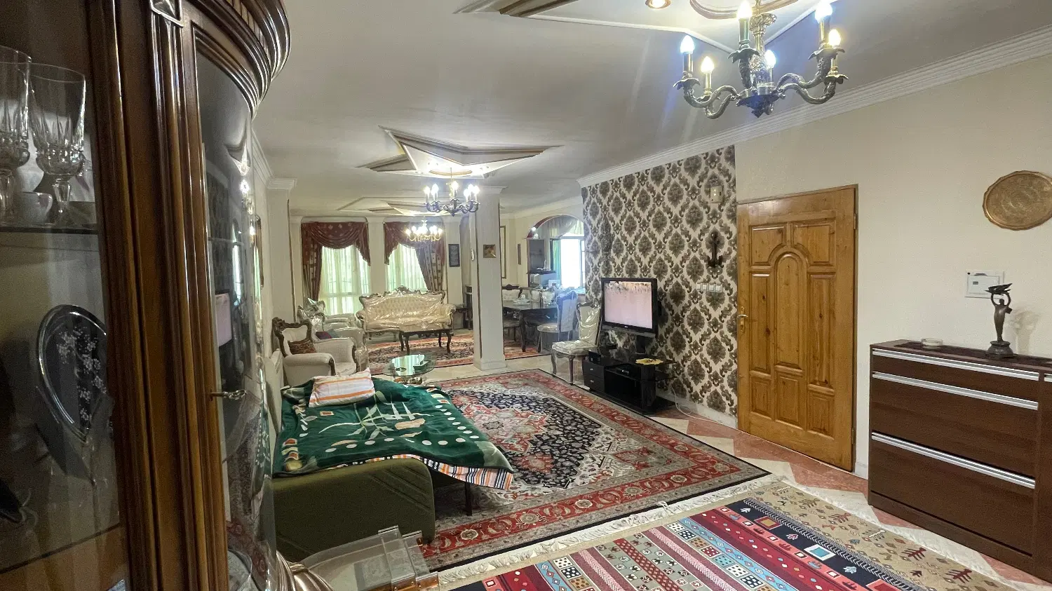 ۱۳۶ متر مرزداران،۳خواب، ۵طبقه تک‌واحدی