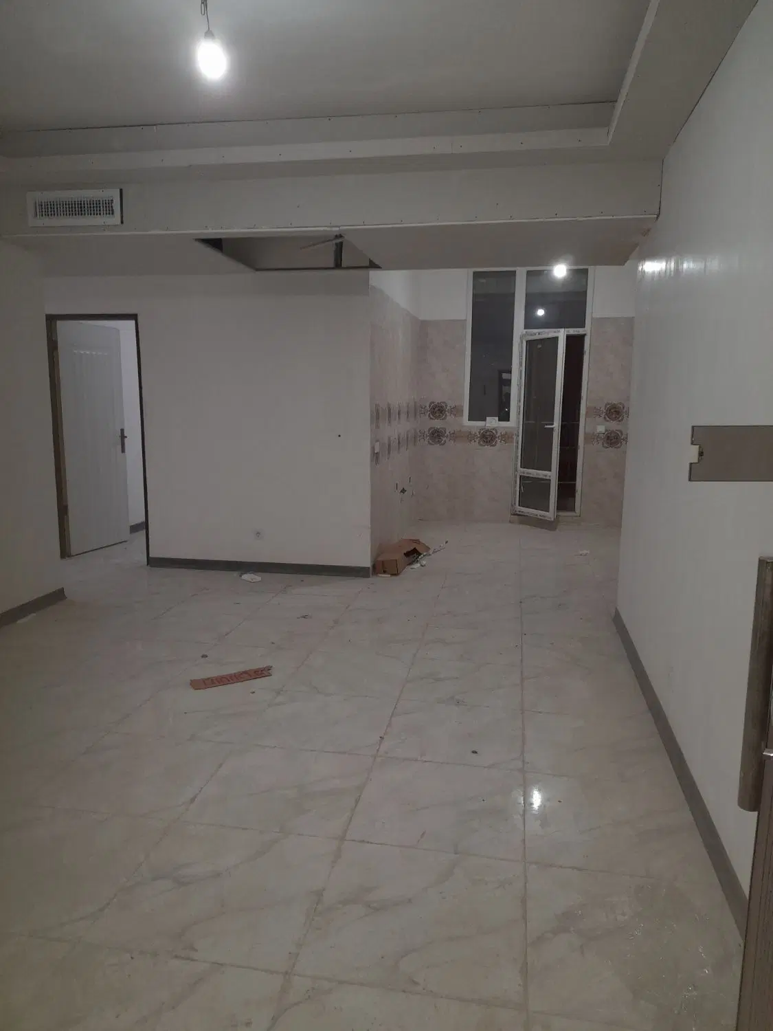 آپارتمان مسکونی ۷۲ متری با موقعیت اداری