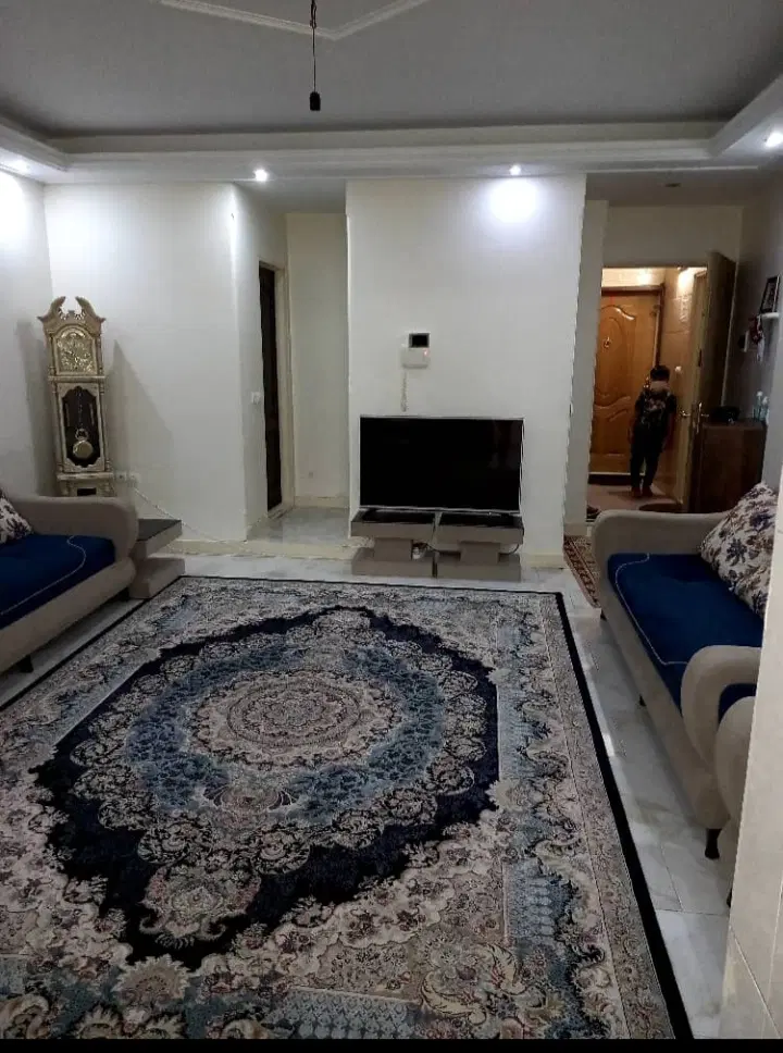 ۵۶متر مرتب طبقه اول با پارکینگ اختصاصی .شهرک مریم