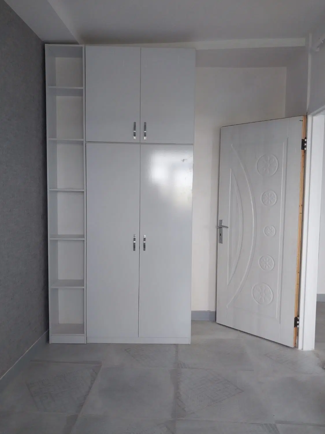 فروش آپارتمان ۹۰ متری پستک گلسار