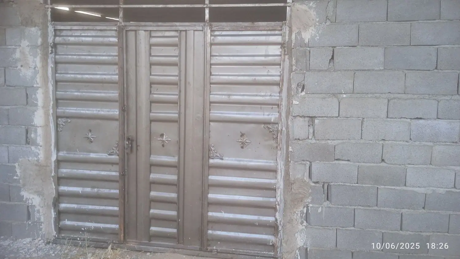 اجاره گاراژ انبار پارکینگ وکیل اباد پل نمایشگاه