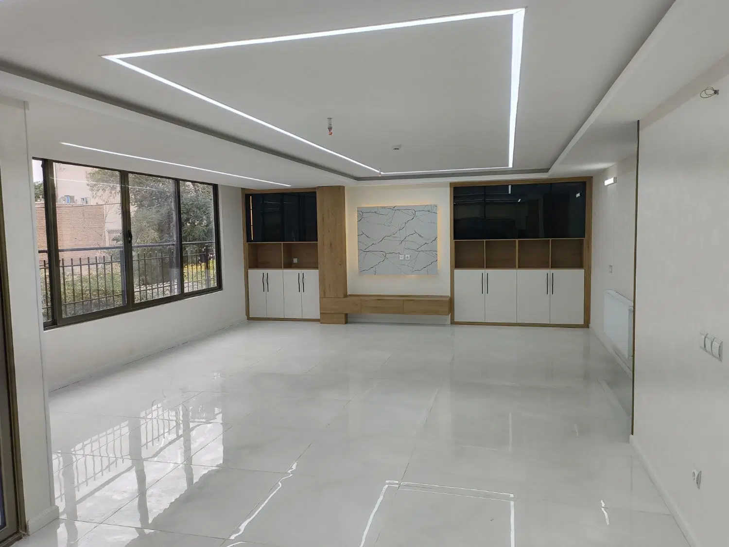 آپارتمان ۱۲۶ متری اتشگاه