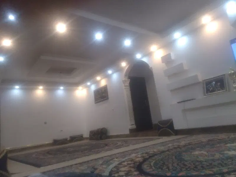 فروش یک باب منزل مسکونی