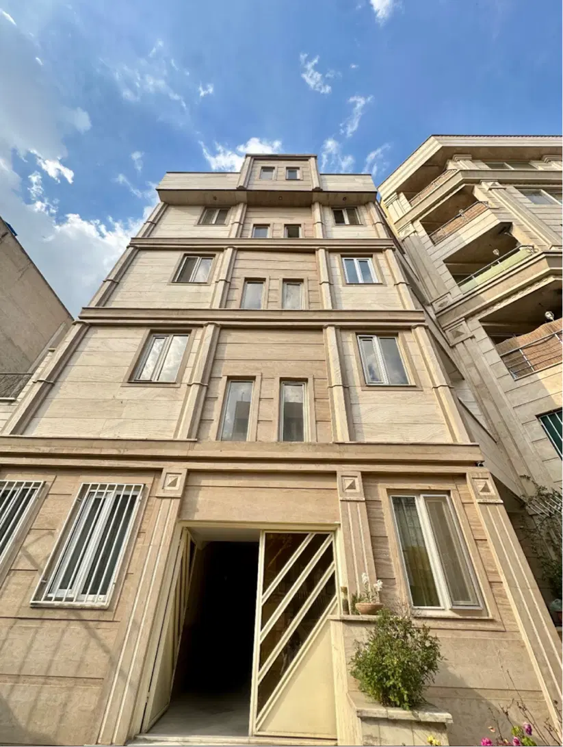 پونک سردارشمال ۱۳۰متر۳خواب فول