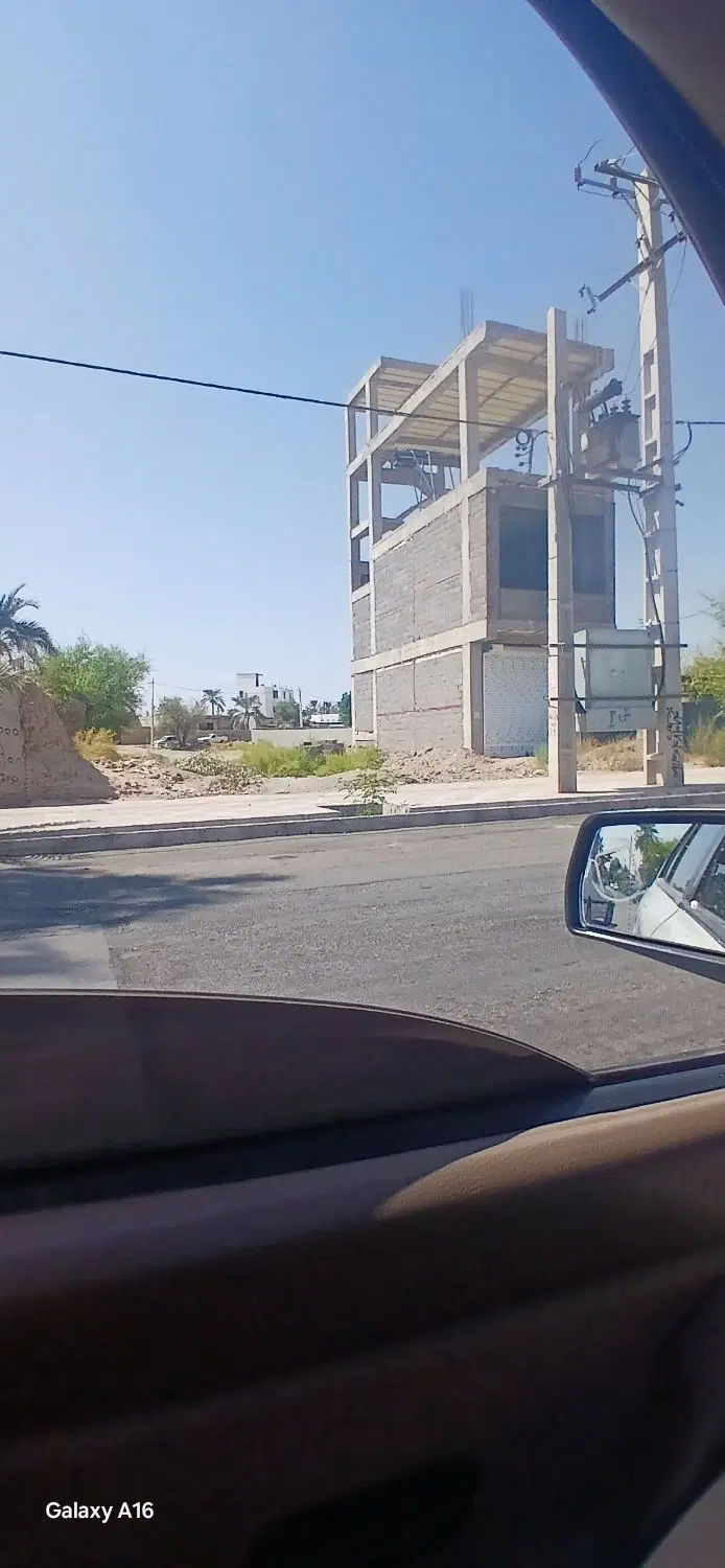 زمین مسکونی دوقطعه به خیابان تالار مادر تک برگ