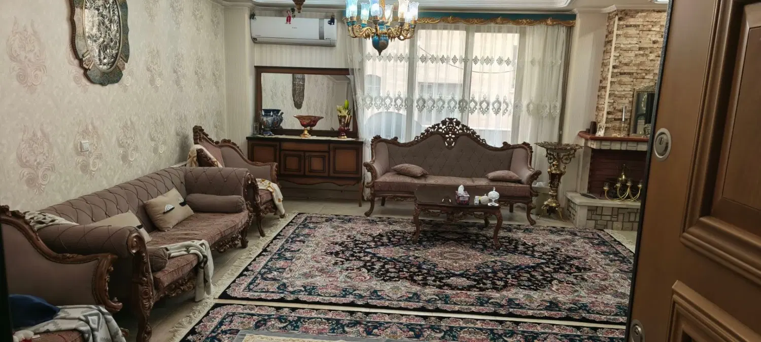 فروش آپارتمان درلاله زار
