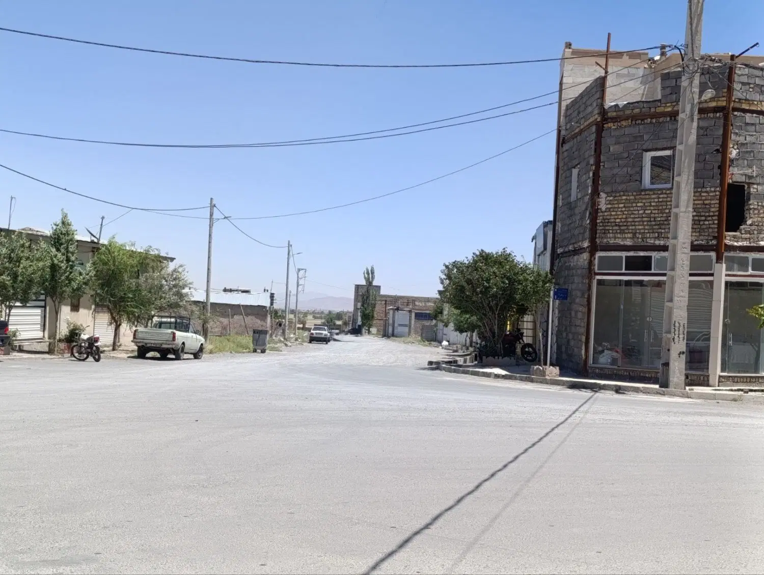 زمین مسکونی مرزیجرون