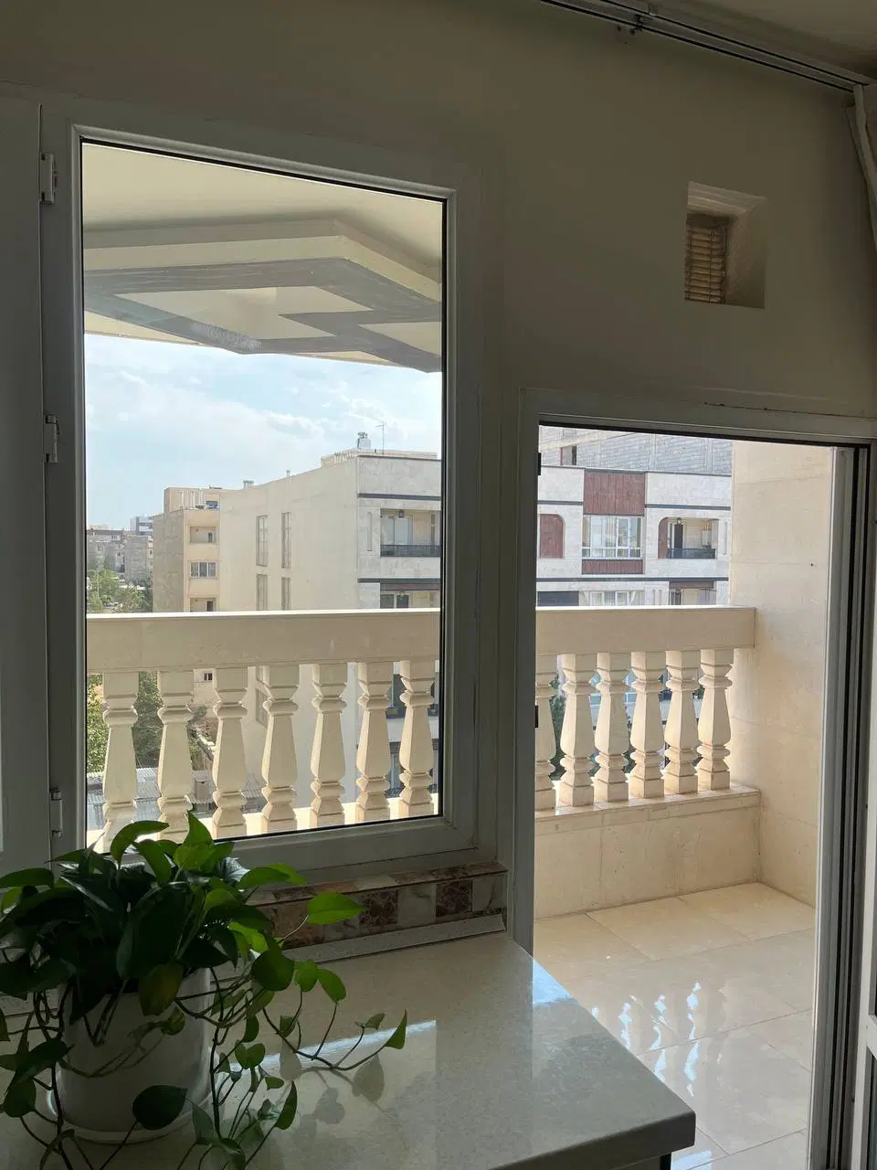 آپارتمان 107متر دوخواب مهرشهر کیانمهر