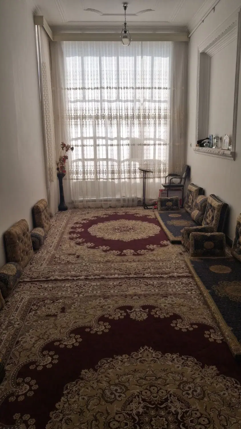 ویلایی ۳۰۰ متری در نواب صفوی
