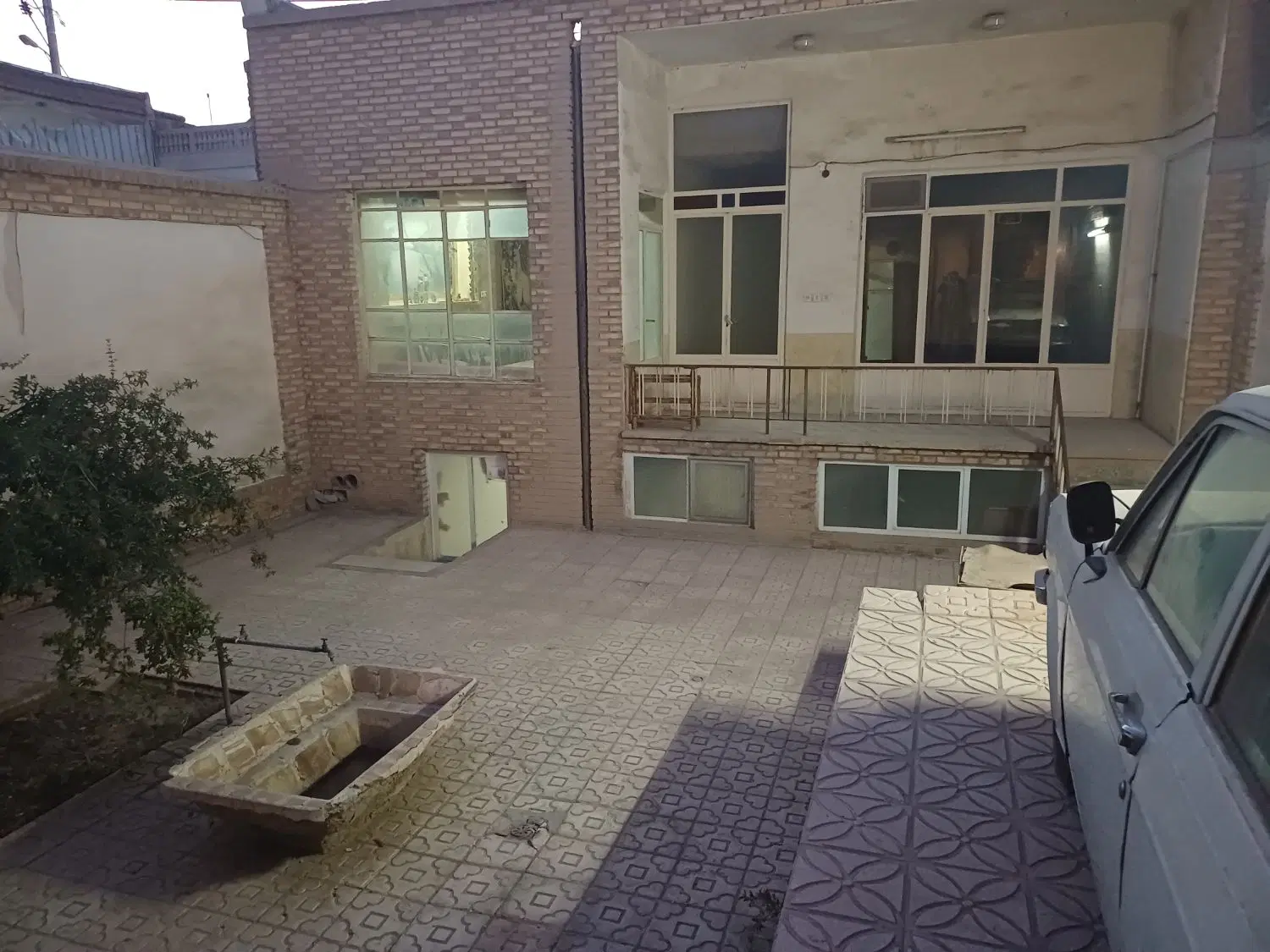 خانه قدیمی وکلنگی دوبر