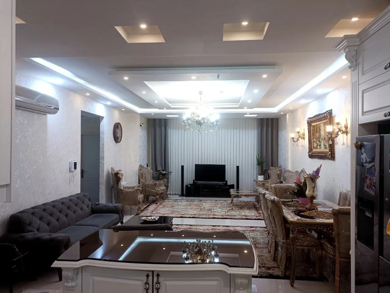 آپارتمان ۱۱۰ متری لاکچری با ویوی ابدی و طراحی خاص