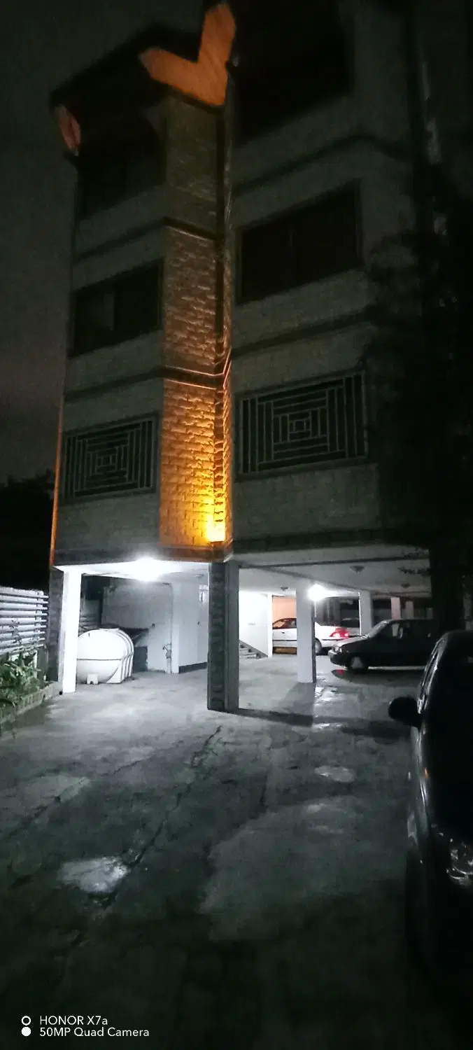 فروش واحد طبقه سوم 65متری 2خواب (املاک)