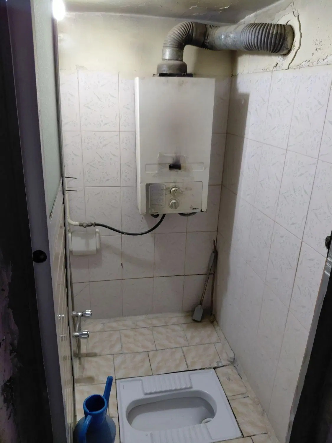 فروش خانه کلنگی حیاط دار