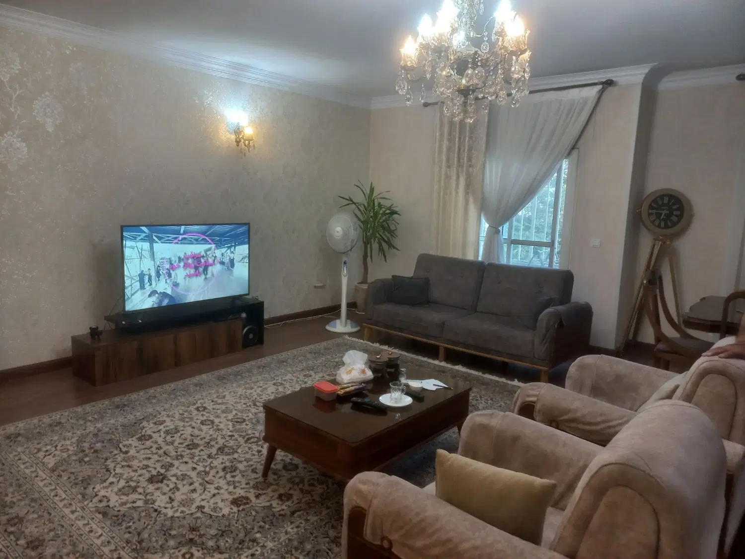 چهارراه سرو _ ۱۰۰ متری_ دو خوابه