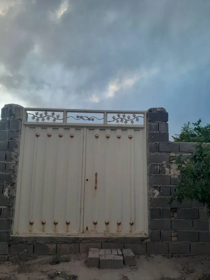 ملک ۲۶۵ متر سنددار چهاردیواری