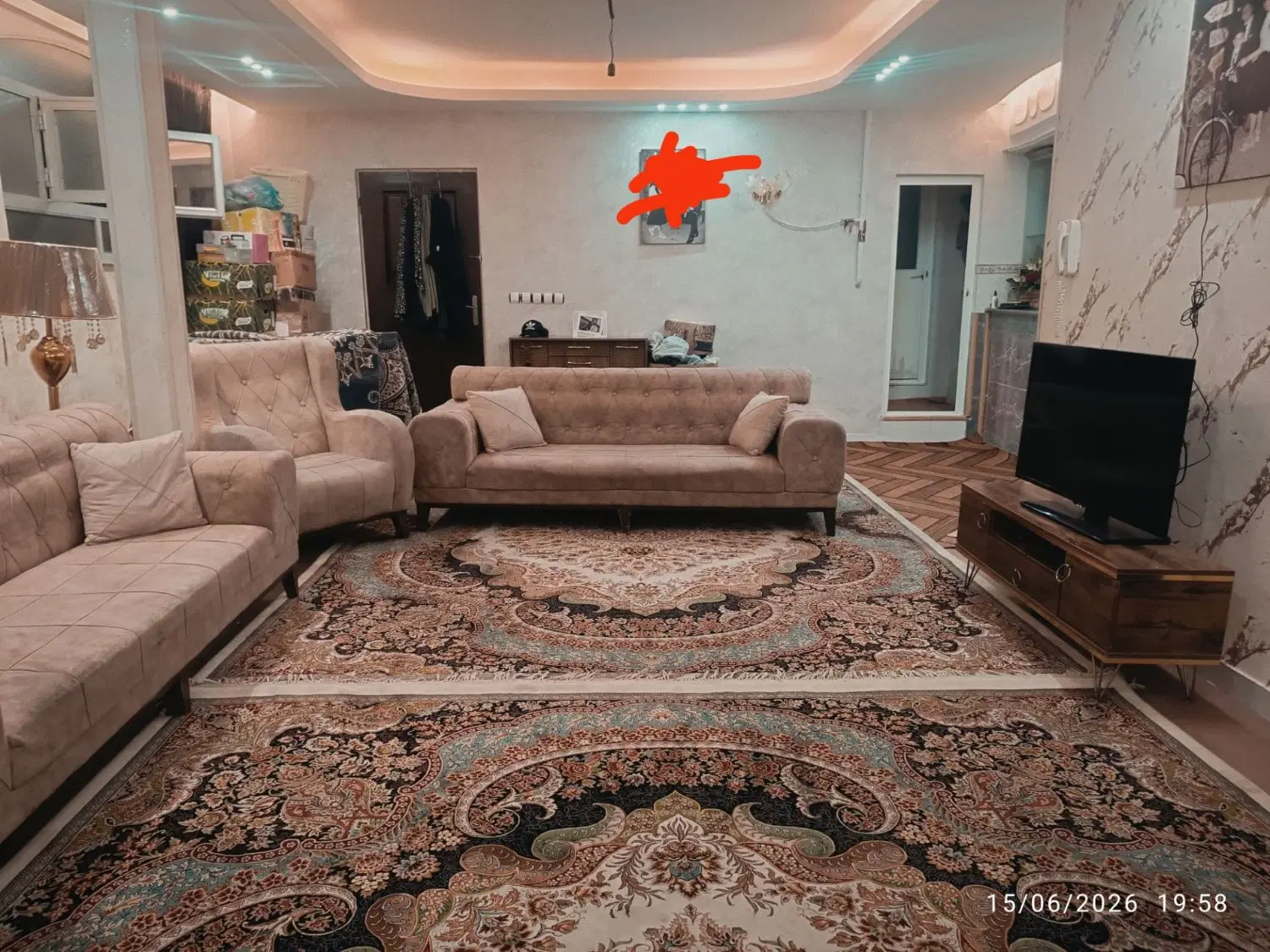 آپارتمان عباسی سه خوابه شیک زیبا