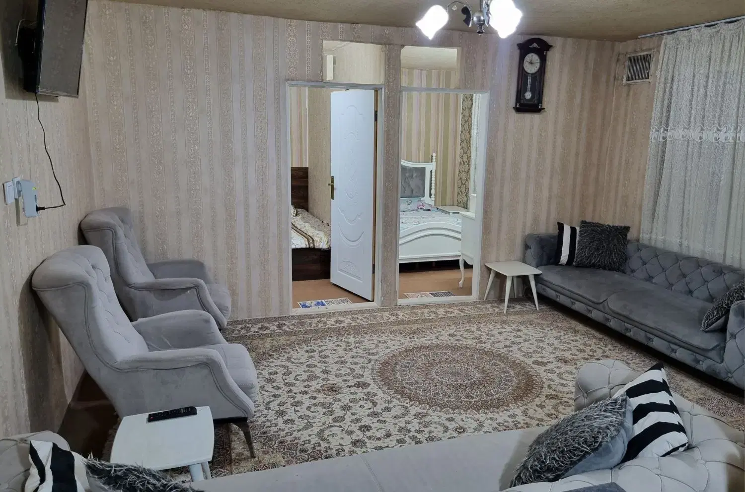 سوییت ویلایی با پارکینگ( امام رضا ۷ ۲)