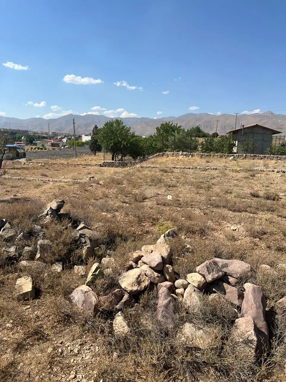 زمین در کوشک زر