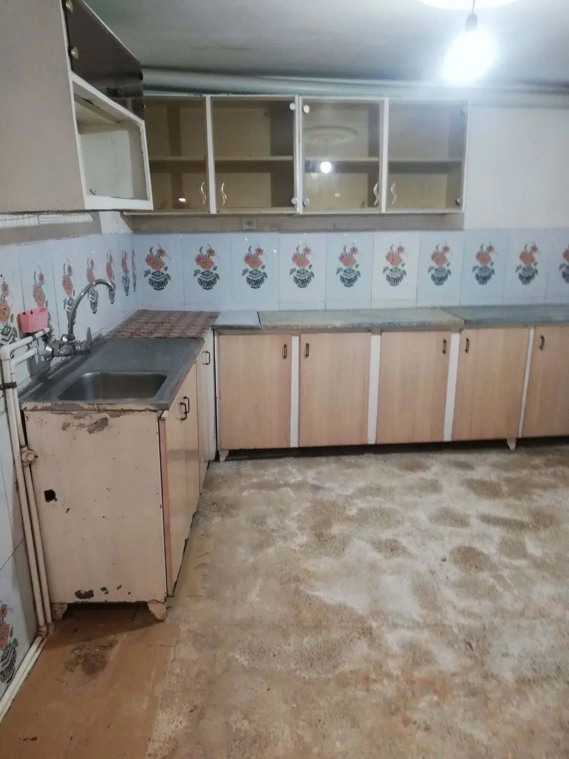 کاشمر آپارتمان 70 متر 2 خوابه