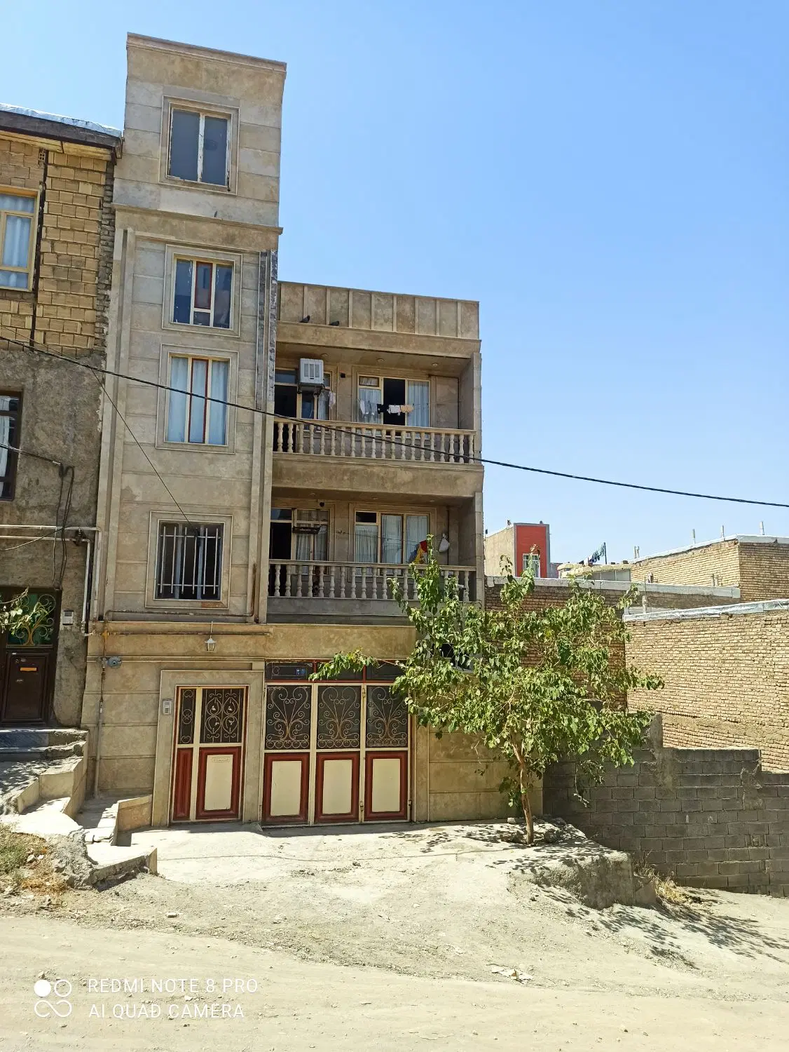 فروش یک طبقه خانه طبقه دوم عبور مشترک اول نایسر