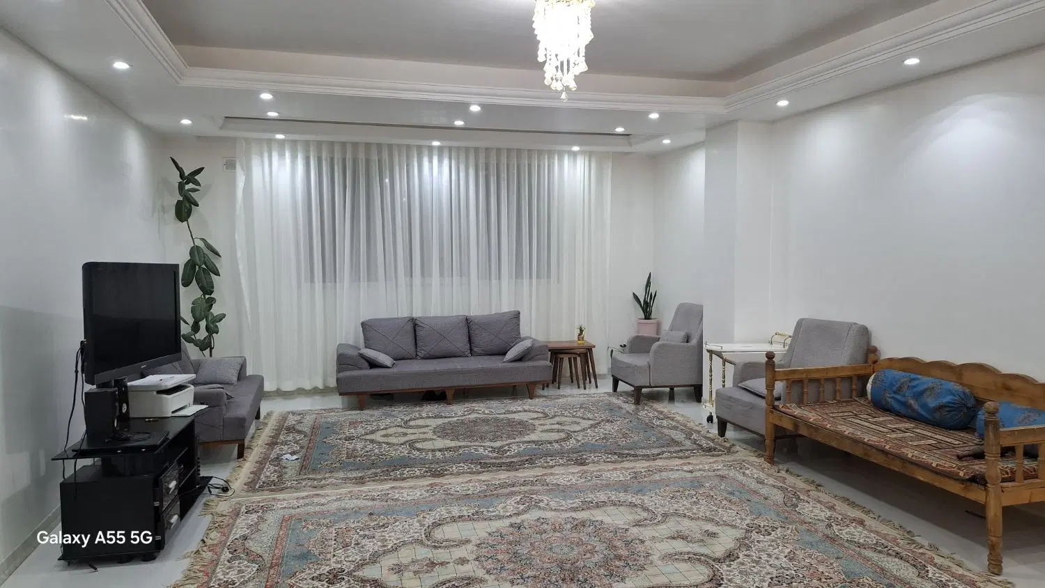 آپارتمان ۱۰۲ متری نوساز فول امکانات