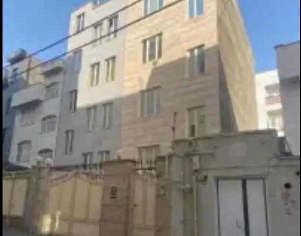 همخونه خانم