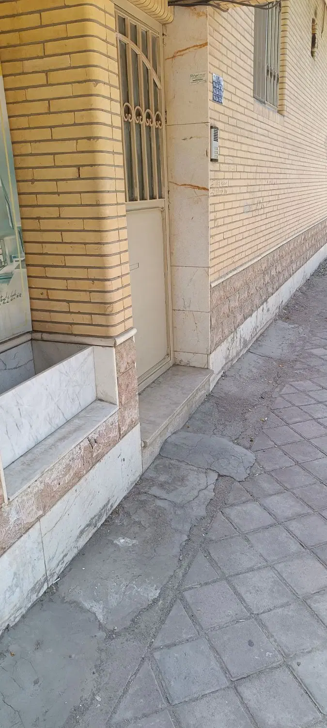 واحد‌طبقه‌اول130متر‌شفیعی