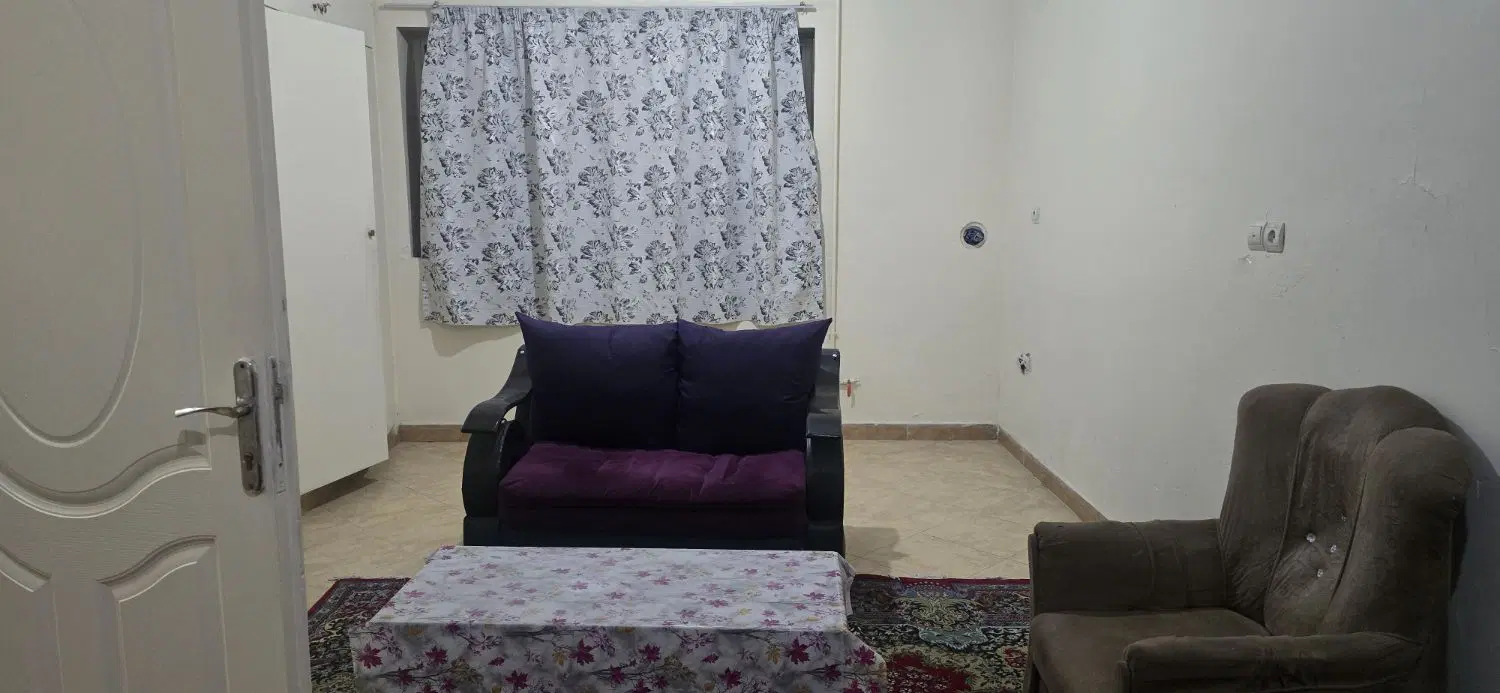 خوابگاه دخترانه