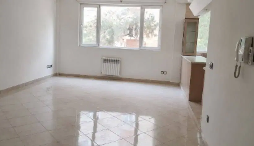۷۶ متری _ غرق در نور