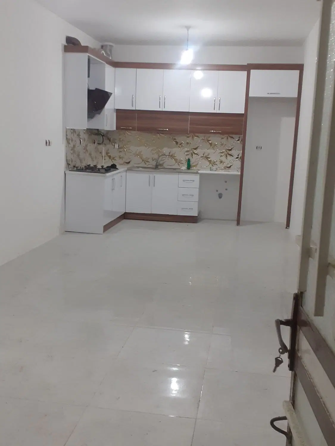 فروش‌خانه‌ویلایی‌در‌استقلال
