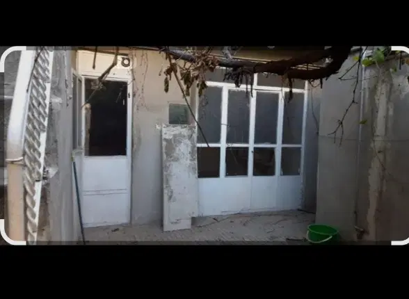 خانه کلنگی پشت بازار