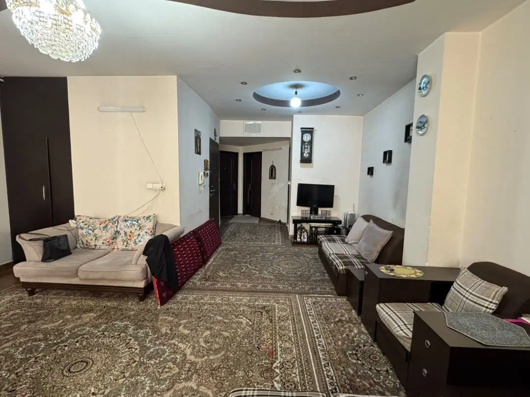 اپارتمان ۹۱متری در پادگان (املاک وزرا)