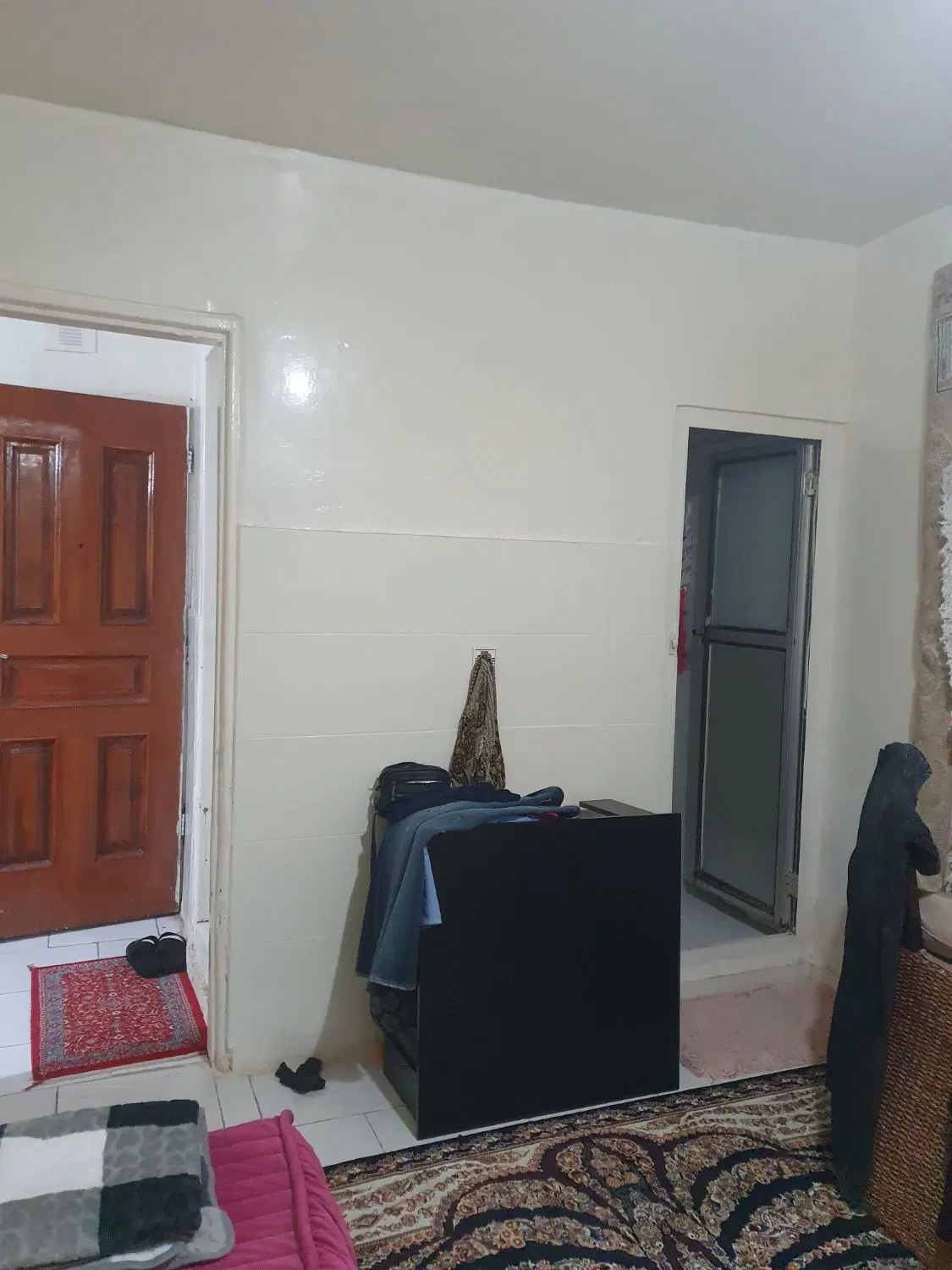 واحد ۵۰ متری بیست متری کسری طبقه همکف