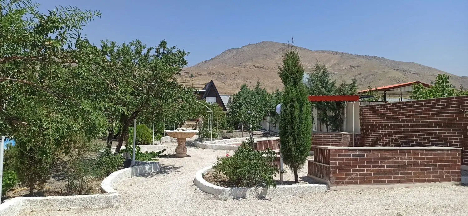 فروش خونه باغ استخر دار روستای رزجرد