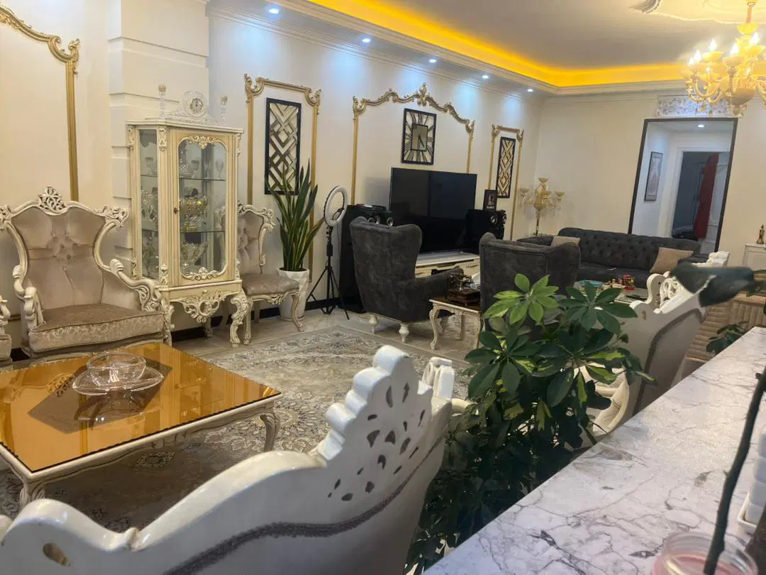۱۳۶ متر سه خواب تک واحدی فول امکانات تهرانشرق