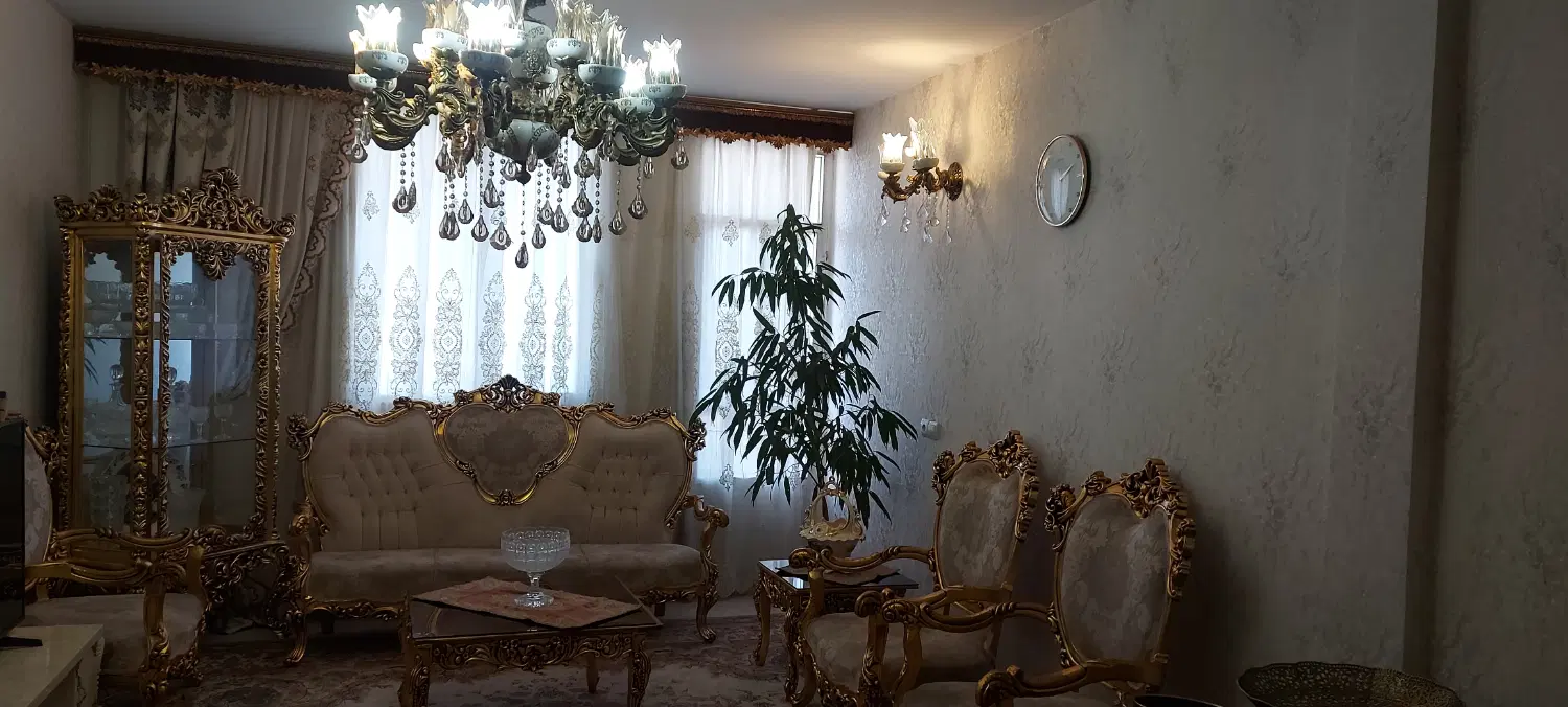 ۷۶ متر خانه آپارتمانی در حوالی بلوار امام خمینی