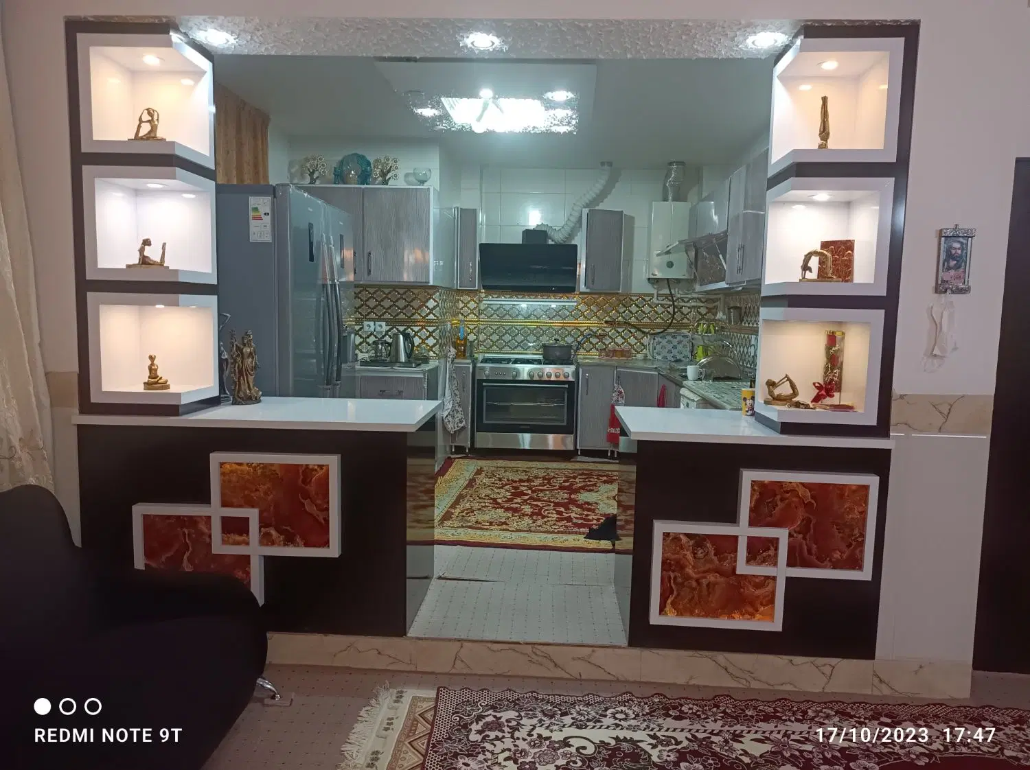 فروش دو طبقه چرمهین