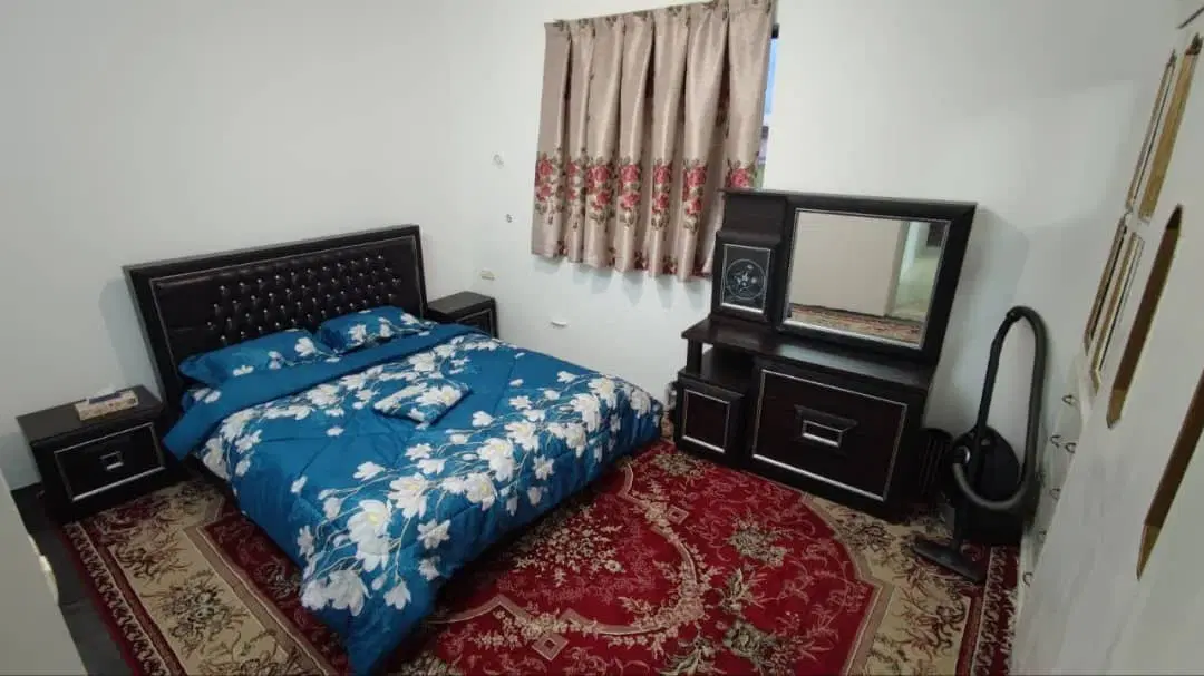 ۵۲۰مترزمین با۱۲۰متربنا ویلایی حیاط دار