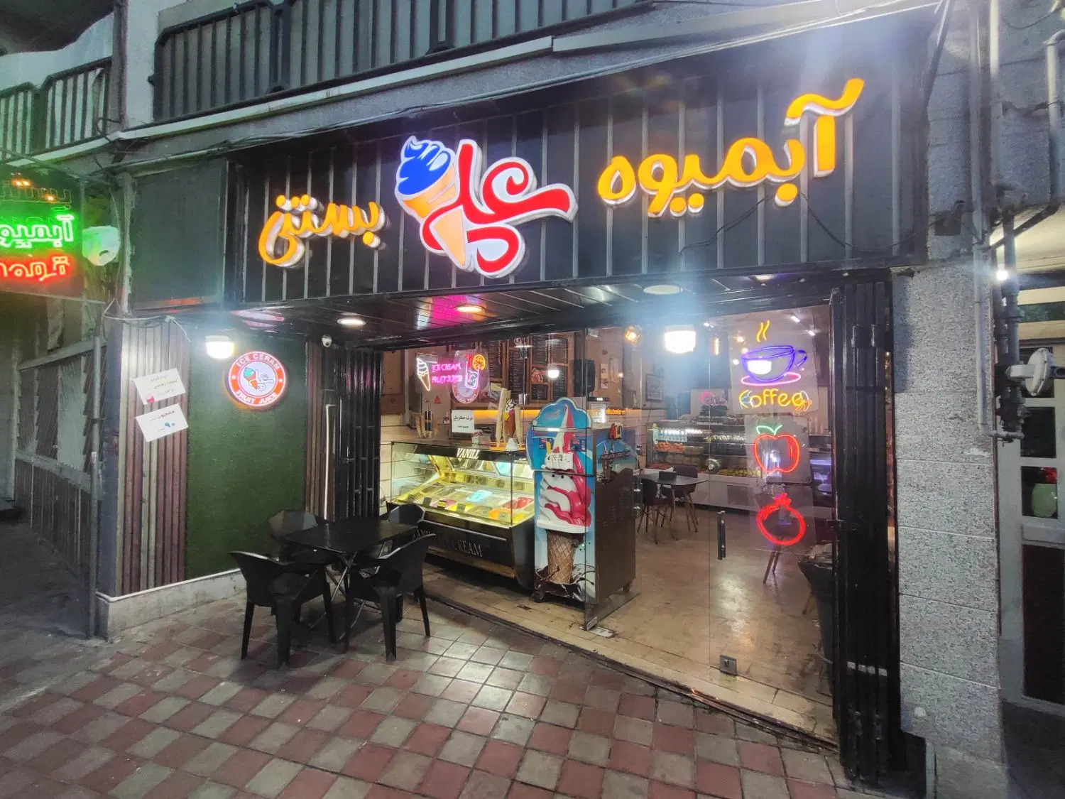 مغازه 70 متری سرقفلی و ملکیت طرشت