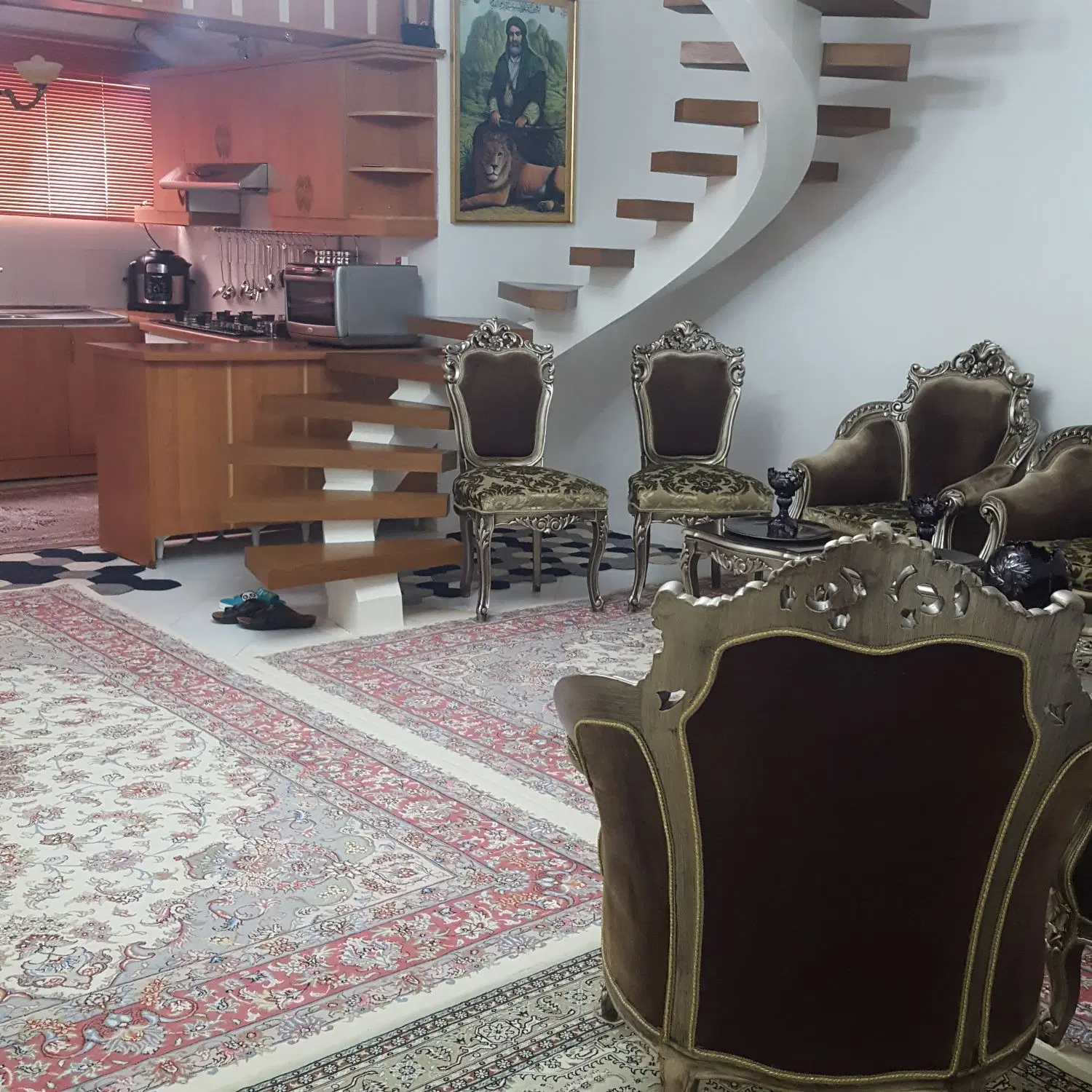 یک واحد  آپارتمان  دوبلکس ویلایی مستقل