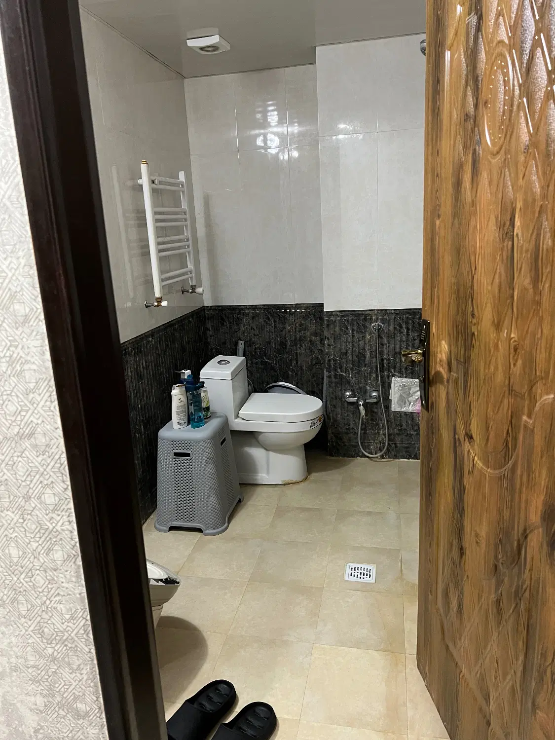 اپارتمان نوساز ۲خوابه بیست متری لاله