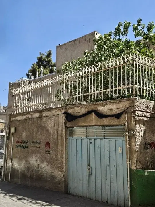 منزل مسکونی دو طبقه نراق