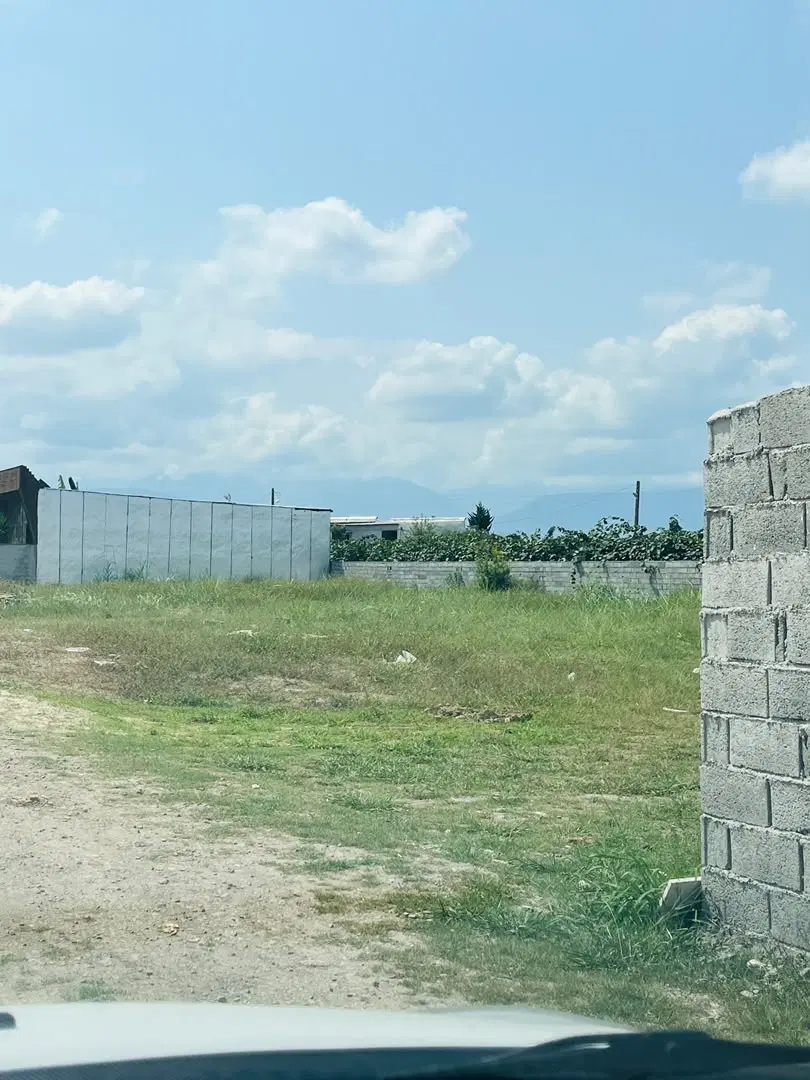 ۲۷۵ متر زمین درون شهرک مناسب ساخت