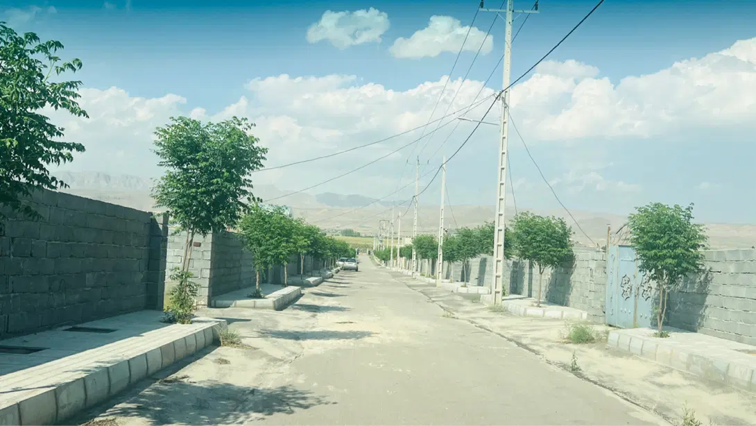 ۳۰۰مترزمین مسکونی آب برق گاز شاهنامه نجم خوشدره
