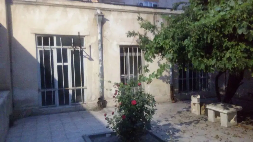 اجاره حیاط مسکونی جهت انباری و تولیدی