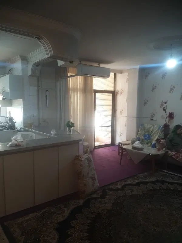 آپارتمان ۸۸ متری احمدآباد