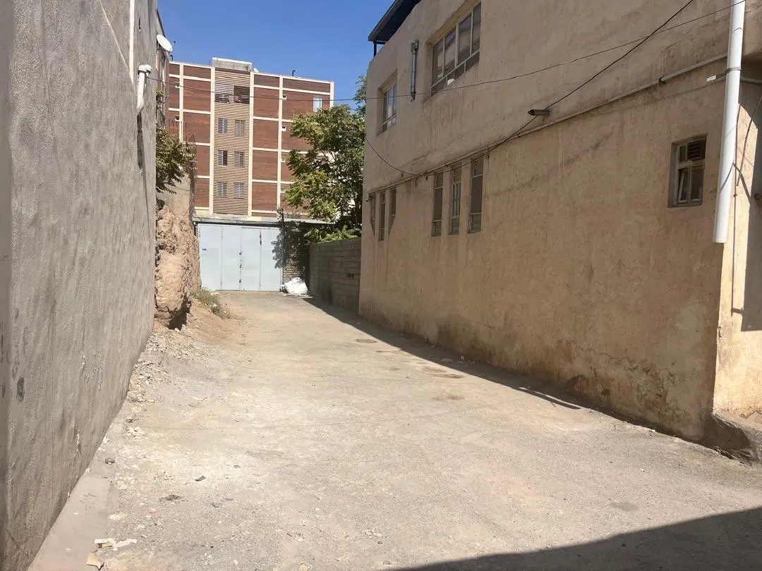 اجاره ی زمین در مرکز شهر  جهت استفاده برای انبار
