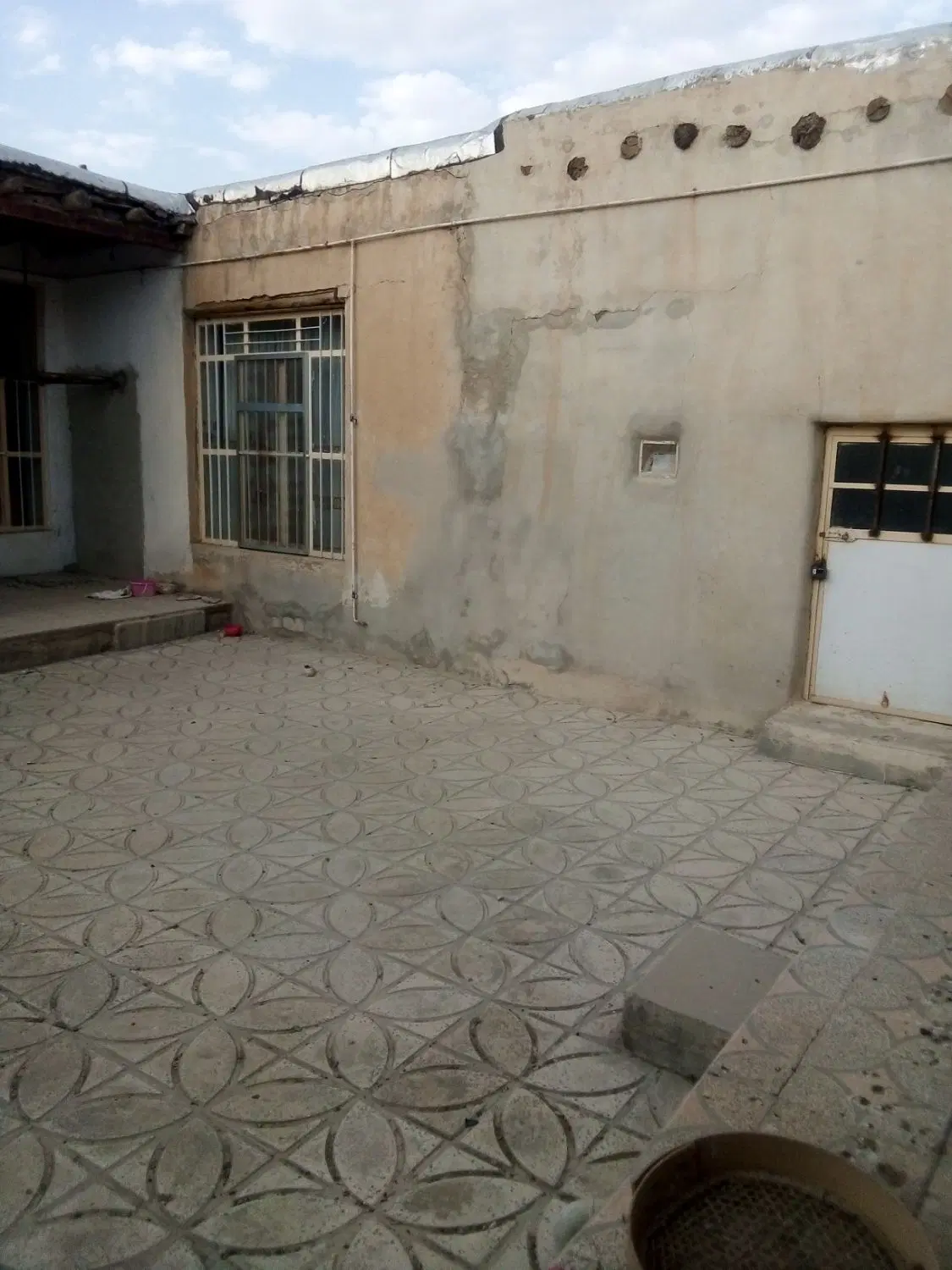 فروش خانه ویلایی در قلعه قباد