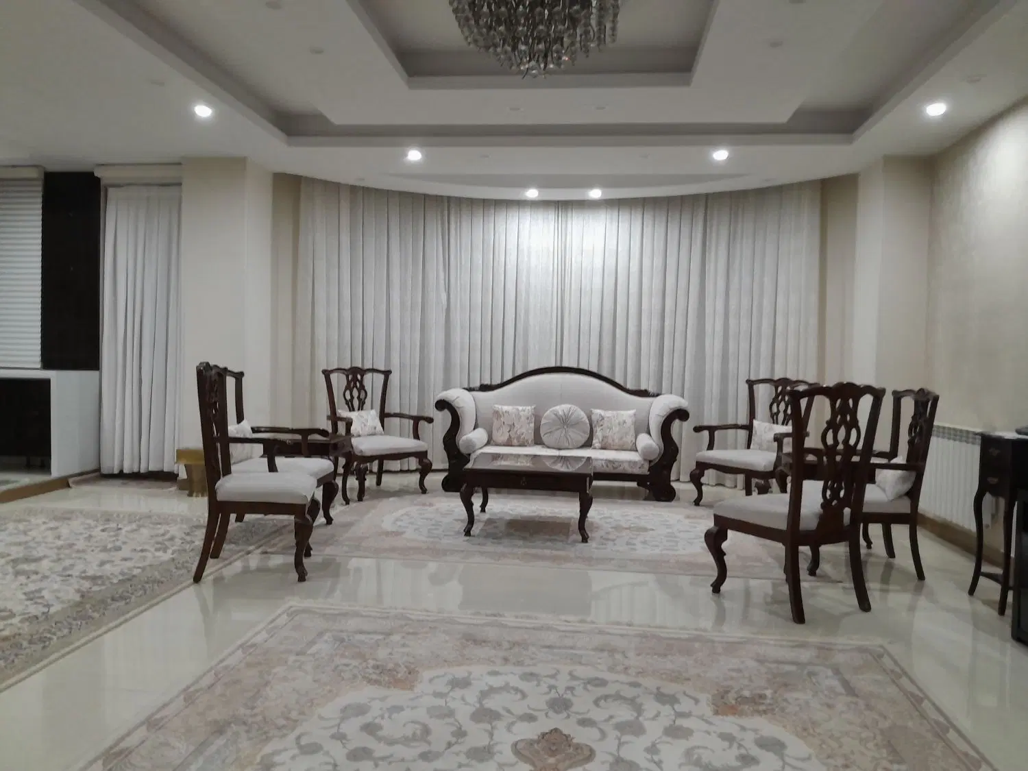 آپارتمان نوساز ۹۰ متر ۲ خواب